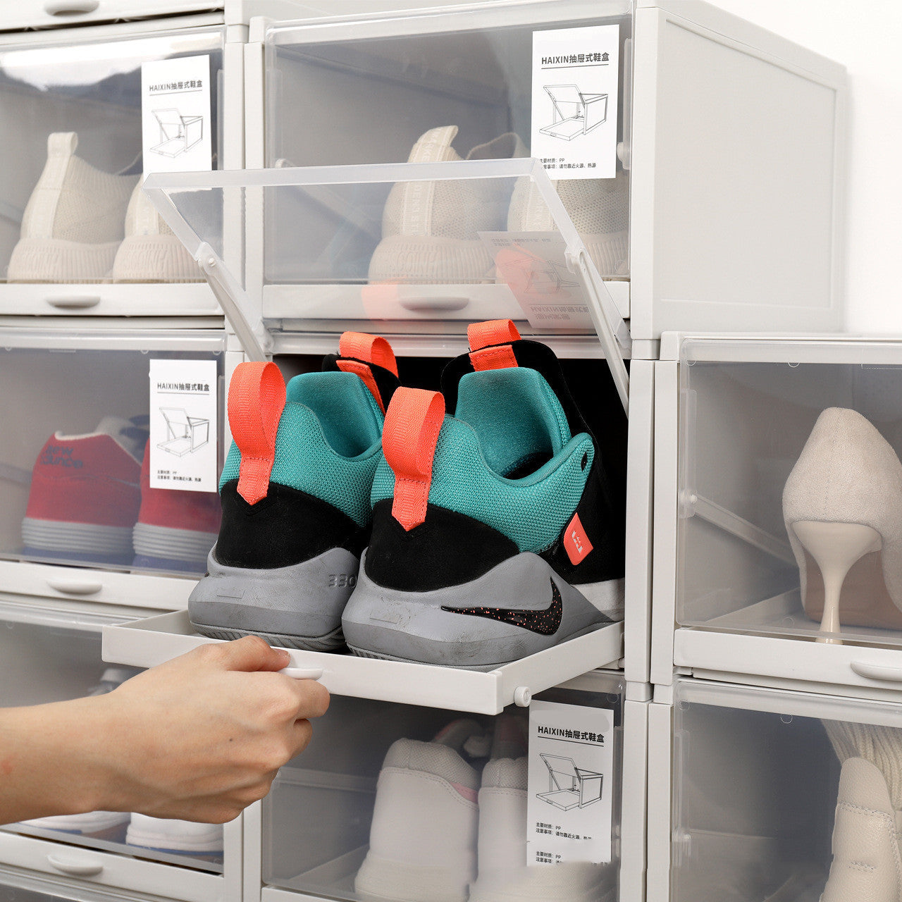 Dust-Proof Off-White Shoe Cabinet